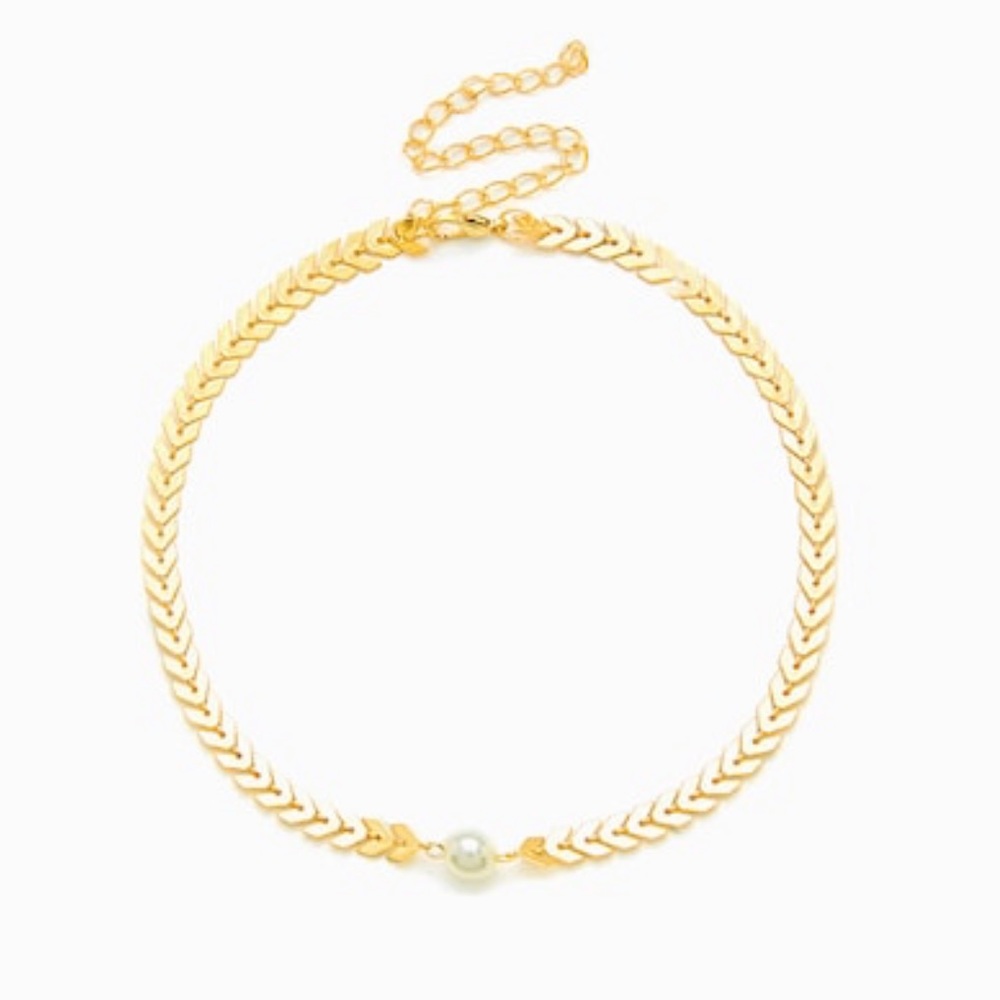 Arrow Pearl Choker - Picture 3 of 3